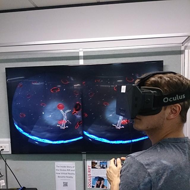 Virtual reality headset for viewing inside the aorta