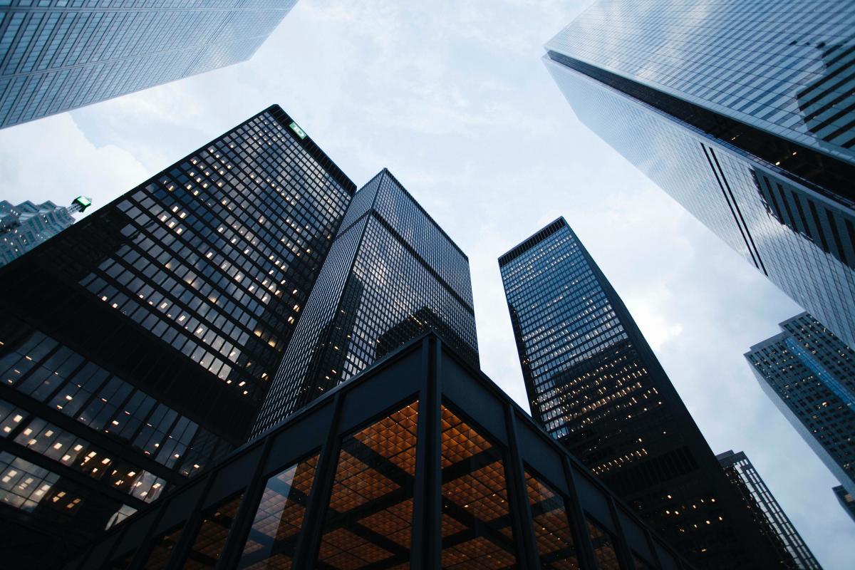 photo of city buildings