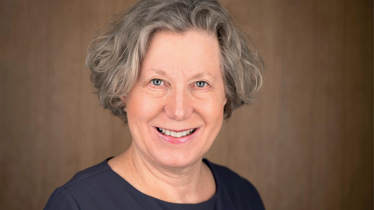 Photograph of Professor Penny Sparke