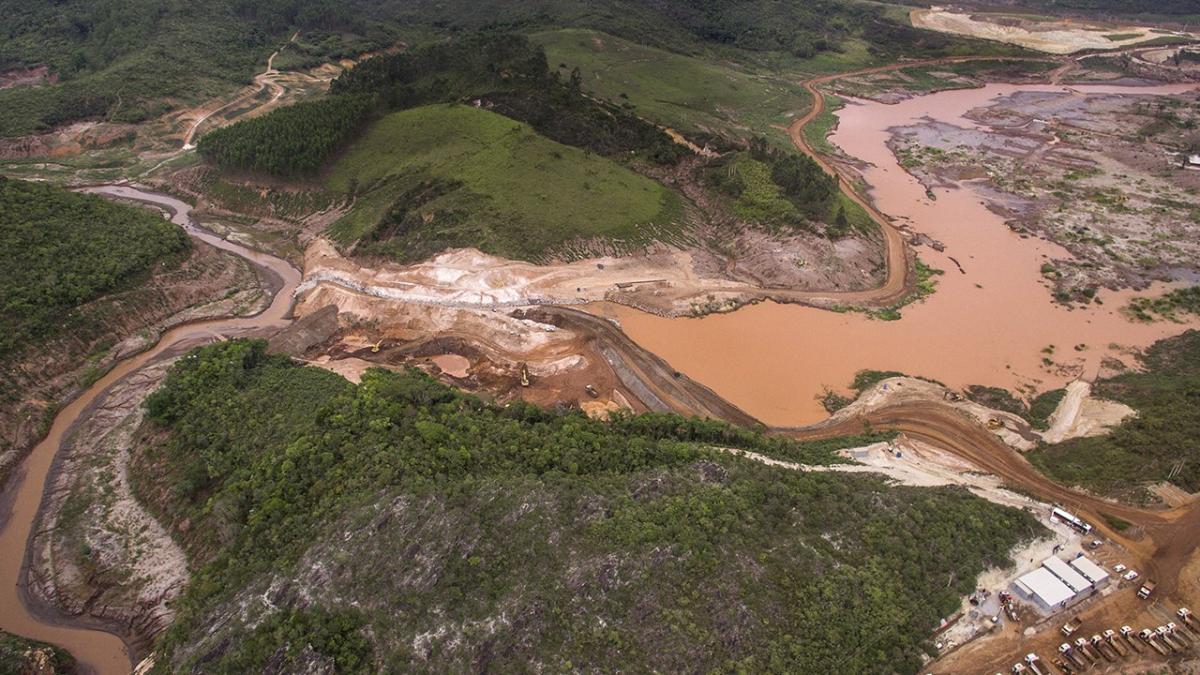 Image of Fundão dam in 2016
