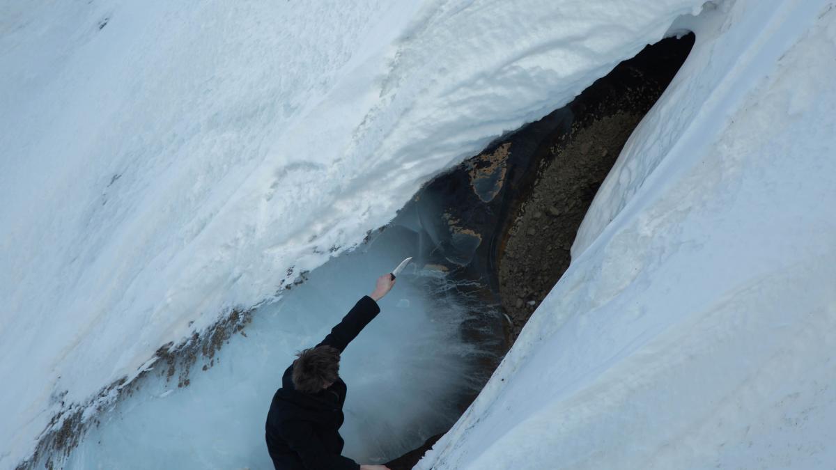 photo of ice crevice